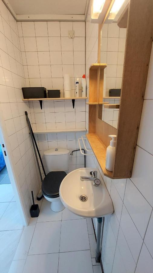 פרפיניין Chez Leslie Et Vincent : Logements Climatises Avec Parking Privatif מראה חיצוני תמונה