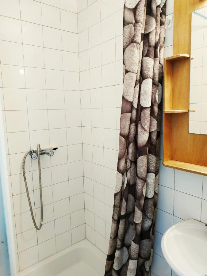 פרפיניין Chez Leslie Et Vincent : Logements Climatises Avec Parking Privatif מראה חיצוני תמונה