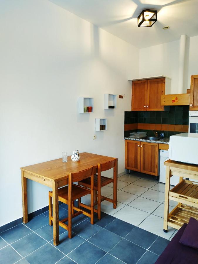 פרפיניין Chez Leslie Et Vincent : Logements Climatises Avec Parking Privatif מראה חיצוני תמונה